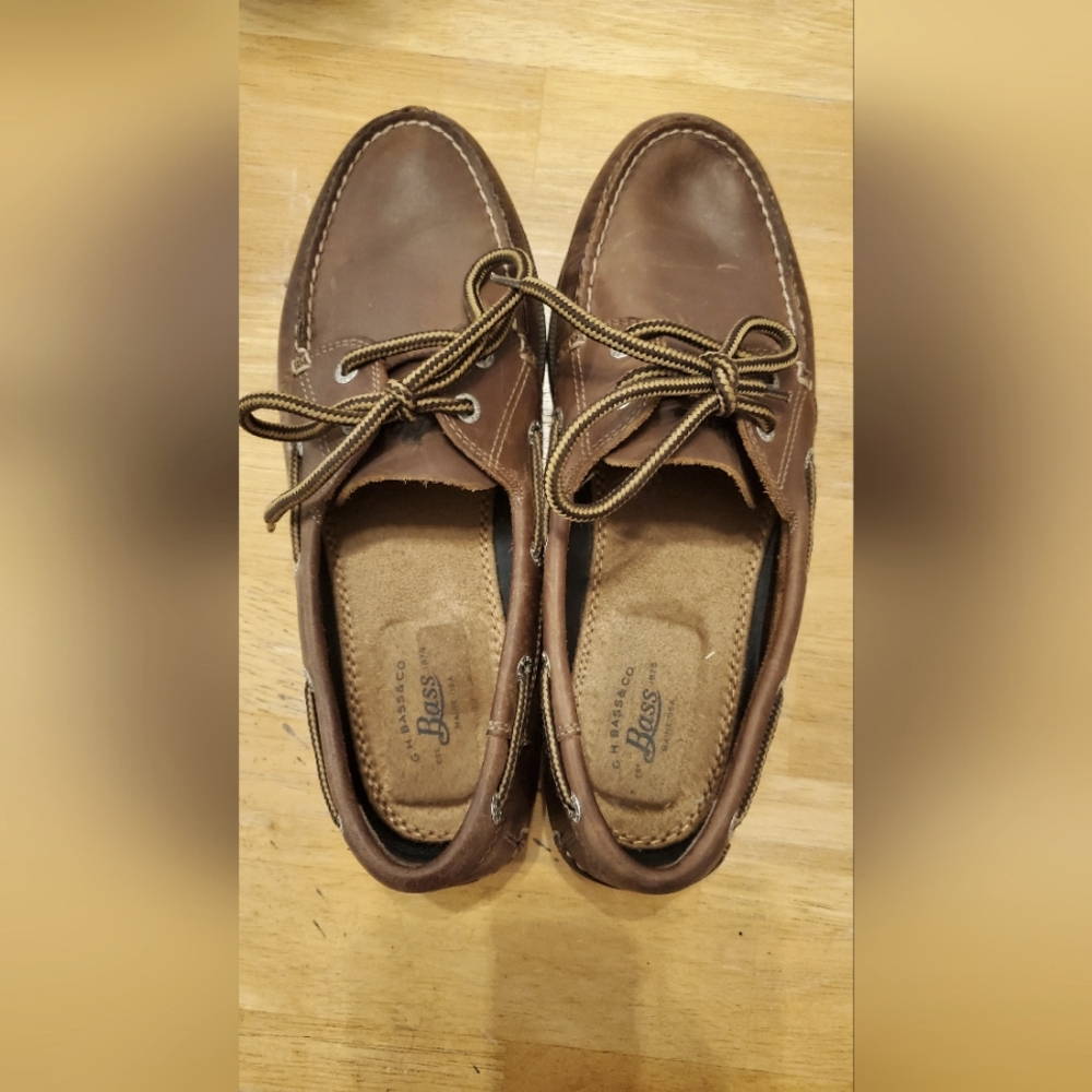 Mens G H Bass loafers soft leather 8